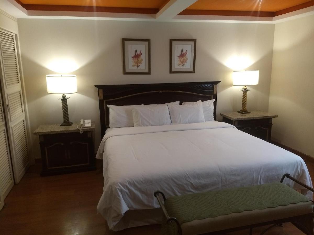 Rose Hotel Монтерей Екстериор снимка