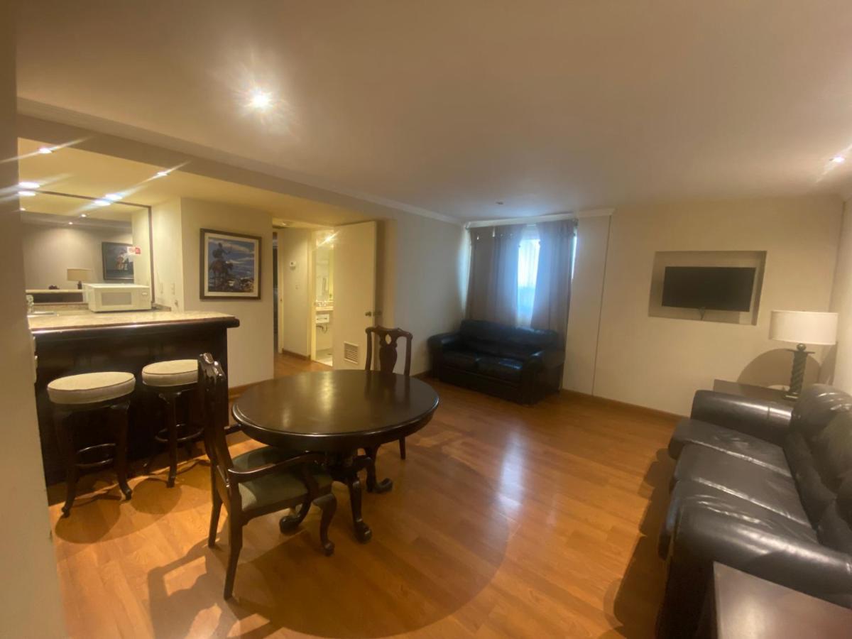 Rose Hotel Монтерей Екстериор снимка