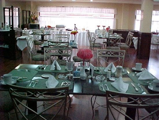 Rose Hotel Монтерей Ресторант снимка